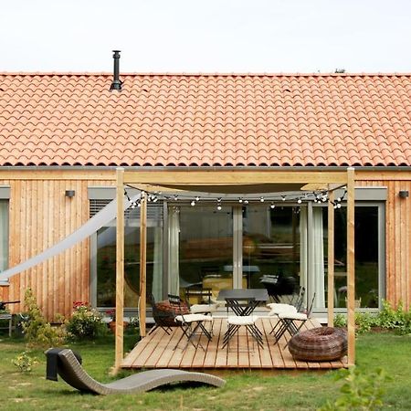 Rejaillir Bed & Breakfast Saint-Ours  Bagian luar foto