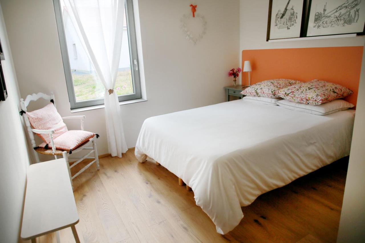 Rejaillir Bed & Breakfast Saint-Ours  Bagian luar foto